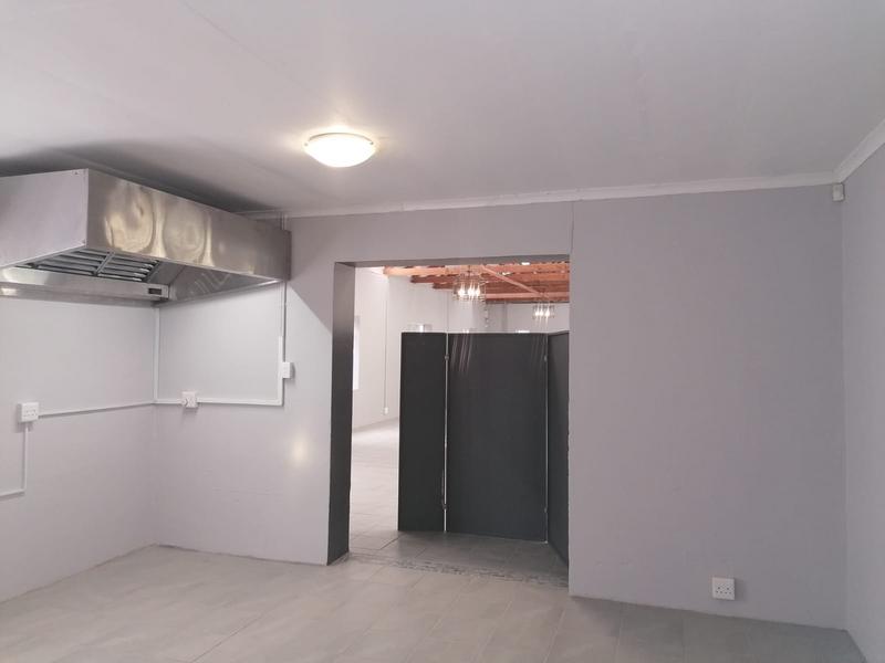 Commercial Property for Sale in Grootbrakhoogte Western Cape